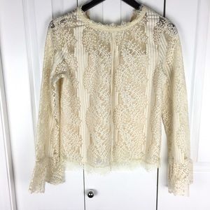 Lined lace top with bell sleeves